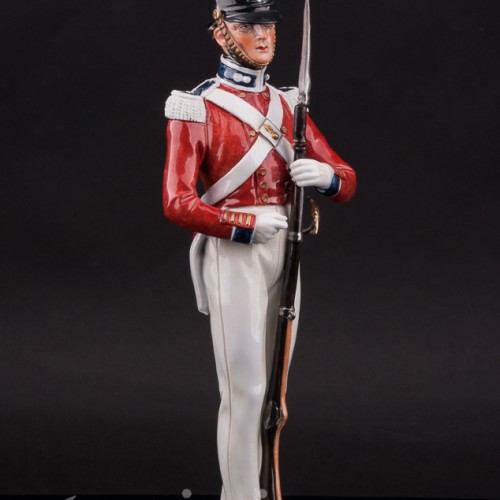 Фарфоровая статуэтка Королевский артиллерист, 1830, Sitzendorf, Германия, вт. пол. 20 в.