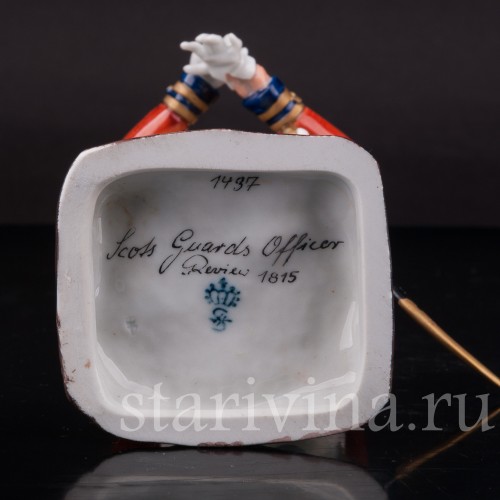 Фарфоровая статуэтка Офицер шотландской гвардии, 1815, Sitzendorf, Германия, вт. пол. 20 в.