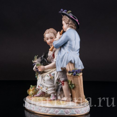 Фарфоровая статуэтка Аллегория осени, дети с козликом, Volkstedt, Германия, нач. 20 в.
