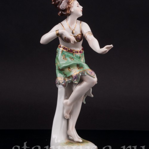 Фигурка девушки из фарфора Танцовщица ар деко, Volkstedt, Германия, нач. 20 в.