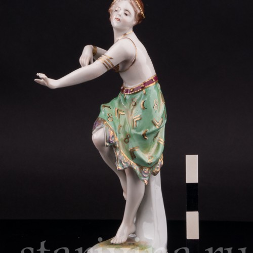 Фигурка девушки из фарфора Танцовщица ар деко, Volkstedt, Германия, нач. 20 в.