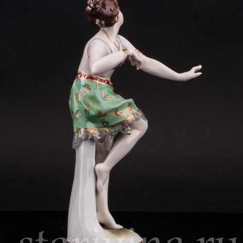 Фигурка девушки из фарфора Танцовщица ар деко, Volkstedt, Германия, нач. 20 в.