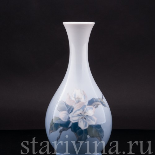 Фарфоровая ваза Цветы яблони, Royal Copenhagen, Дания, 1956 год.