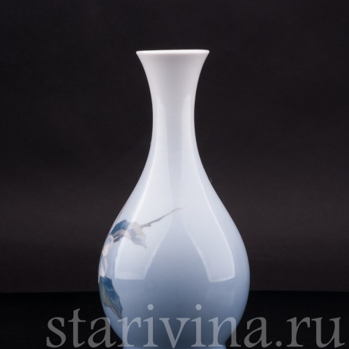 Фарфоровая ваза Цветы яблони, Royal Copenhagen, Дания, 1956 год.