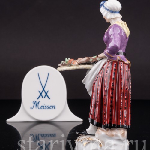 Фарфоровая статуэтка  Торговка овощами, Cries de Paris, Meissen, Германия, сер. 19 - нач. 20 в.