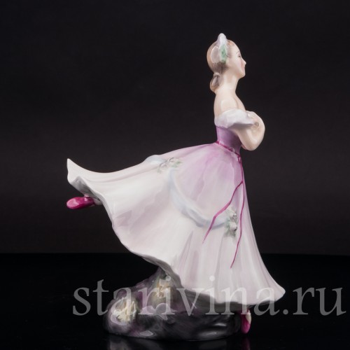 Статуэтка из фарфора Балерина, Royal Doulton, Великобритания, 1952 г.