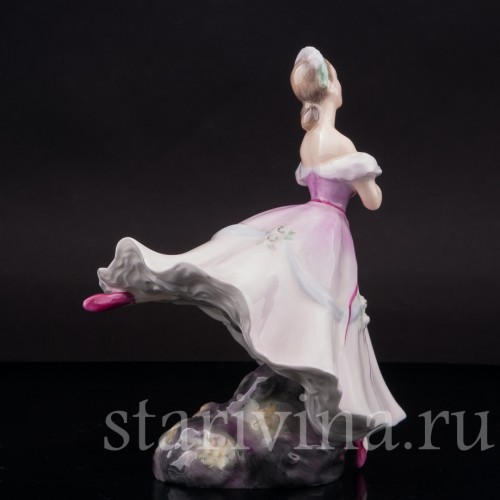 Статуэтка из фарфора Балерина, Royal Doulton, Великобритания, 1952 г.