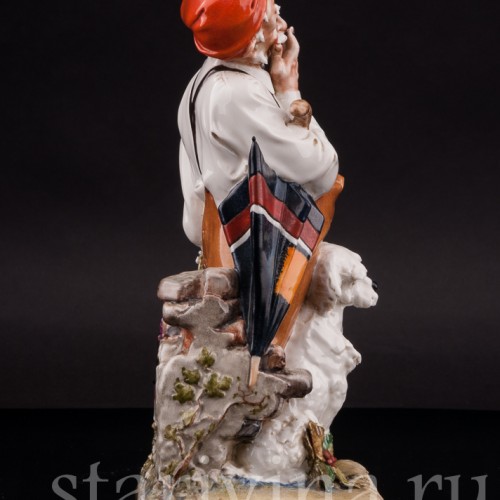 Фарфоровая статуэтка Мужчина с собакой и зонтиком, Capodimonte, Италия, 1970-е гг.