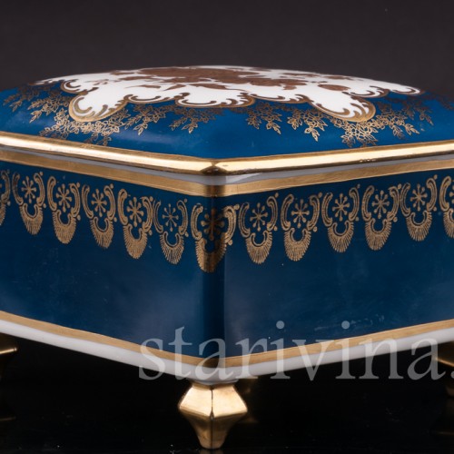 Шкатулка из фарфора Золотые цветы, Rudolf Wachter , Германия, 1959-1977 гг.