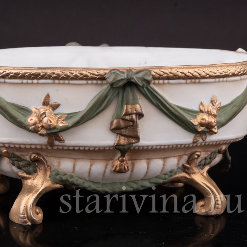 Фарфоровая Ваза с маскаронами, E. A. Muller, Германия, 1890-1927 гг.