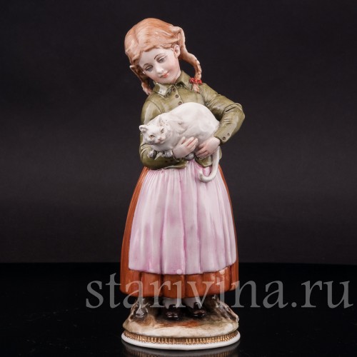 Фигурка из фарфора Девочка с кошкой Bruno Merli, Италия, сер. 20 века.