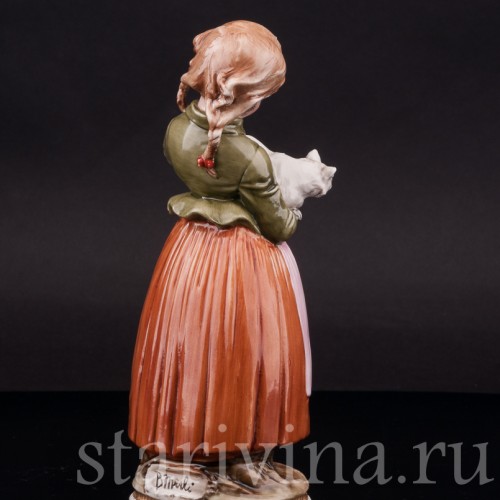 Фигурка из фарфора Девочка с кошкой Bruno Merli, Италия, сер. 20 века.
