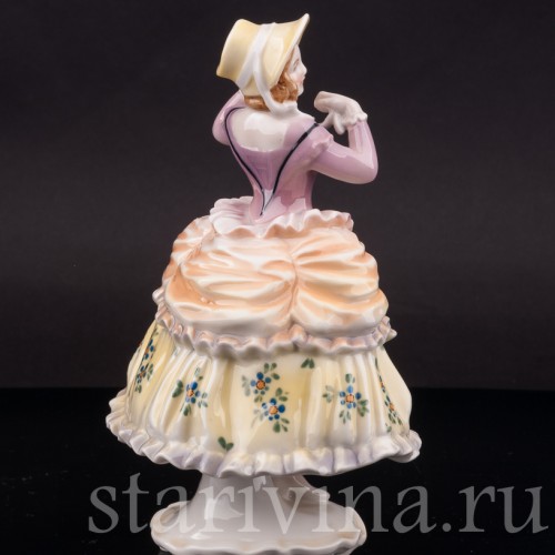 Фарфоровая статуэтка Девушка в капоре, Karl Ens, Германия, 1920-30 гг.