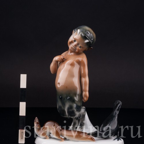 Фигурка из фарфора Фавн, ворона и белка Goebel, Германия, 1935-49 гг.