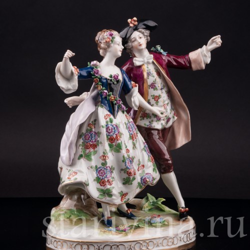 Фарфоровая статуэтка балерины Мари Анн Камарго с кавалером, Volkstedt, Германия, нач. 20 в.