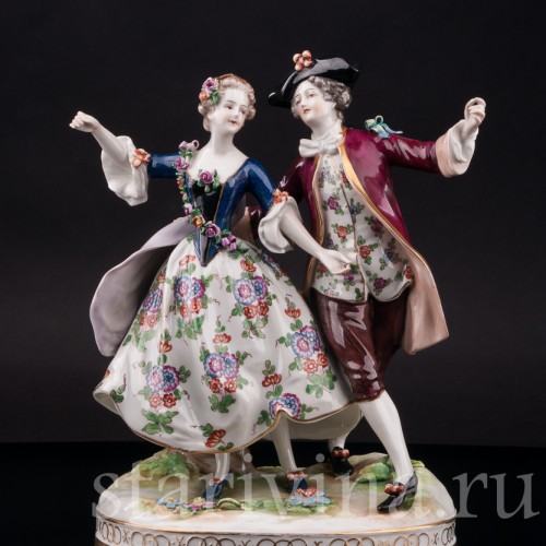 Фарфоровая статуэтка балерины Мари Анн Камарго с кавалером, Volkstedt, Германия, нач. 20 в.