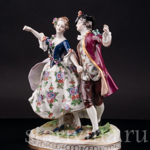 Фарфоровая статуэтка балерины Мари Анн Камарго с кавалером, Volkstedt, Германия, нач. 20 в.
