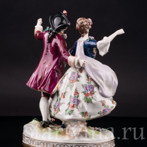 Фарфоровая статуэтка балерины Мари Анн Камарго с кавалером, Volkstedt, Германия, нач. 20 в.