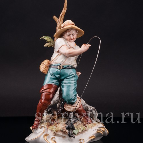 Фарфоровая статуэтка Рыбак, Capodimonte, Италия, вт. пол. 20 в.