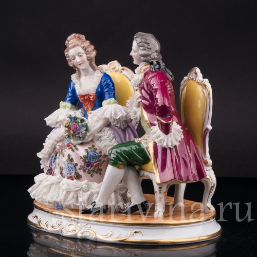 Фарфоровая статуэтка Пара на креслах, кружевная, Muller & Co, Германия, перв. пол. 20 в.