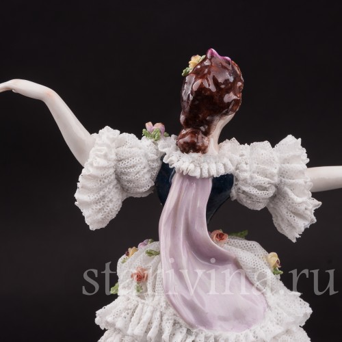 Фарфоровая статуэтка танцовщицы Балерина Мари Анн Камарго, кружевная, Volkstedt, Германия, до 1936 г.