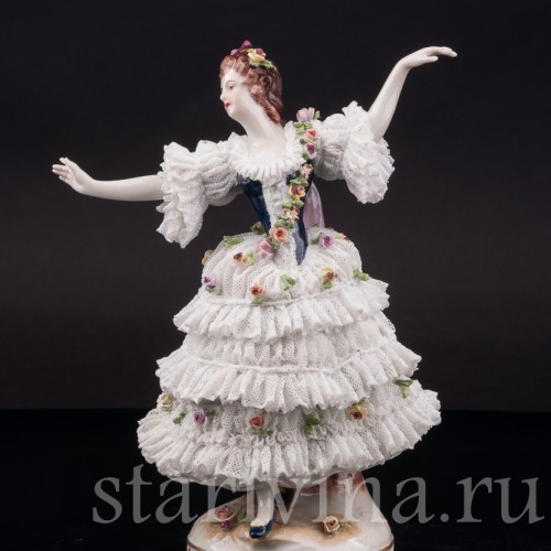 Фарфоровая статуэтка танцовщицы Балерина Мари Анн Камарго, кружевная, Volkstedt, Германия, до 1936 г.