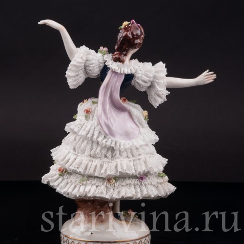 Фарфоровая статуэтка танцовщицы Балерина Мари Анн Камарго, кружевная, Volkstedt, Германия, до 1936 г.