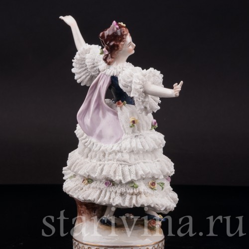 Фарфоровая статуэтка танцовщицы Балерина Мари Анн Камарго, кружевная, Volkstedt, Германия, до 1936 г.