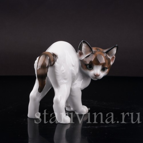 Фарфоровая статуэтка Котёнок с выгнутой спинкой, Rosenthal, Германия, 1965 год.