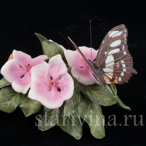Композиция из фарфора Бабочка на цветах, Franklin Porcelain, Великобритания, 1985 г.
