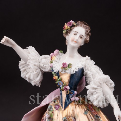 Фарфоровая статуэтка балерины Мари Анн Камарго, кружевная, Volkstedt, Германия, нач. 20 в.