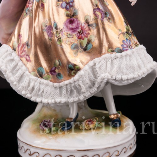 Фарфоровая статуэтка балерины Мари Анн Камарго, кружевная, Volkstedt, Германия, нач. 20 в.