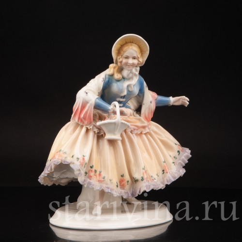 Фарфоровая статуэтка Девушка с букетом цветов, Karl Ens, Германия, 1920-30 гг.