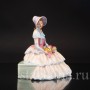 Фигурка девушки из фарфора Полуденные мечты Royal Doulton, Великобритания, сер. 20 века.