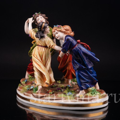 Композиция из фарфора Хоровод, играющие девочки, Volkstedt, Германия, до 1935 г.