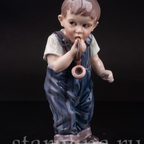 Фарфоровая статуэтка Курильщик, мальчик с трубкой, Dahl Jensen, Дания, 1920-80 гг.