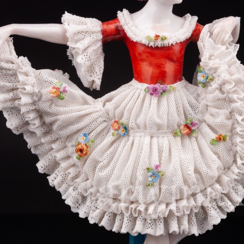 Фарфоровая статуэтка Танцовщица, кружевная, E. A. Muller, Германия, 1890-1927 гг.