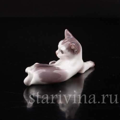 Фарфоровая фигурка Лежащий котёнок, Dahl Jensen, Дания, 1920-80 гг.