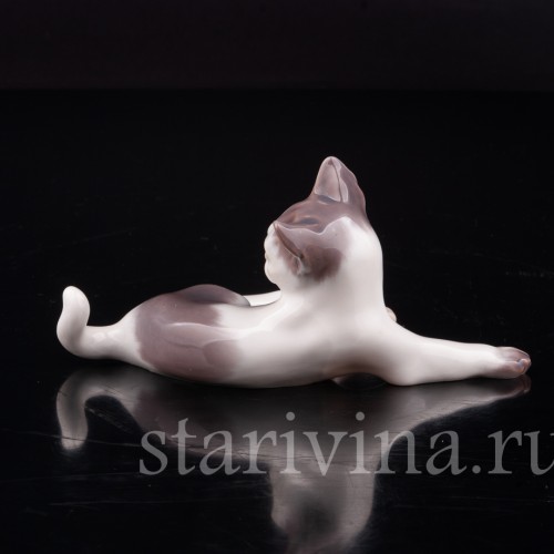 Фарфоровая фигурка Лежащий котёнок, Dahl Jensen, Дания, 1920-80 гг.