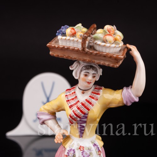 Фарфоровая статуэтка Продавщица фруктов, Cries de Paris, Meissen, Германия, 1986 г.