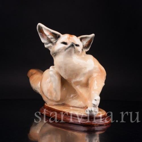 Статуэтка из  фаянса Фенёк, Wiener Werkstatte, Австрия, нач. 20 в