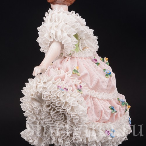 Фарфоровая статуэтка танцовщицы Девушка в розовом кружевном платье, Sitzendorf, Германия, пер. пол. 20 века.