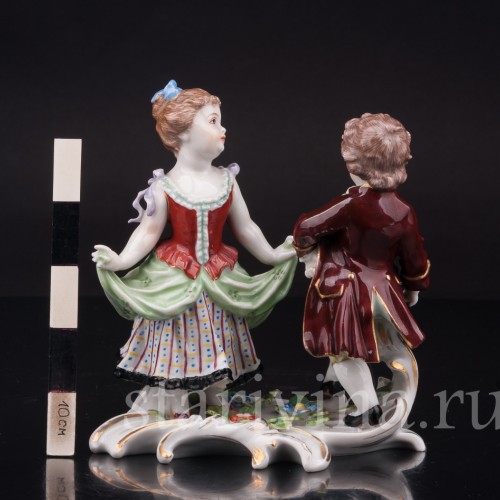 Фигурка из фарфора Танцующие дети, Volkstedt, Германия, кон. 19, нач. 20 вв.