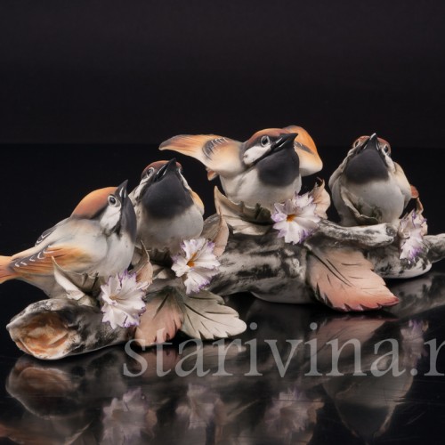 Воробьи на ветке, Capodimonte, Италия, вт. пол. 20 в