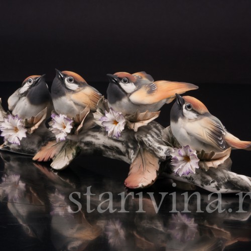 Воробьи на ветке, Capodimonte, Италия, вт. пол. 20 в