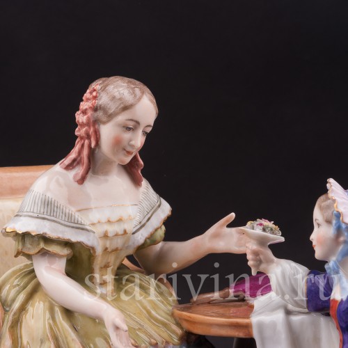 Фарфоровая статуэтка Мамины именины, Dressel, Kister & Co, Германия, перв. пол. 20 в.