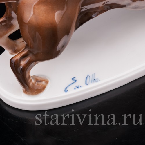 Фигурка собаки из фарфора Стоящая такса коричневой масти, Rosenthal, Германия, 1912-14 гг.