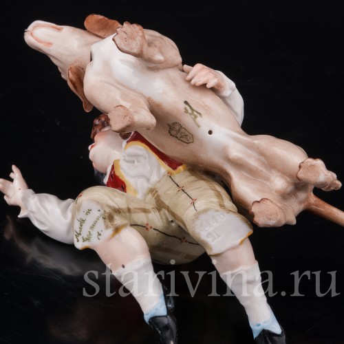 Фигурка из фарфора Мальчик с таксой, E. A. Muller, Германия, нач. 20 в.