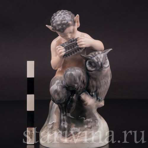 Фарфоровая статуэтка Фавн со свирелью и совой, Royal Copenhagen, Дания, 1960 гг.