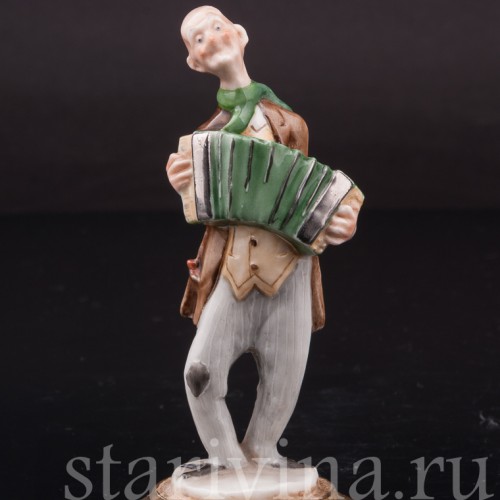 Фигурка из фарфора Мужчина, играющий на гармошке, миниатюра, Giuseppe Cappe, Италия, вт. пол. 20 в.